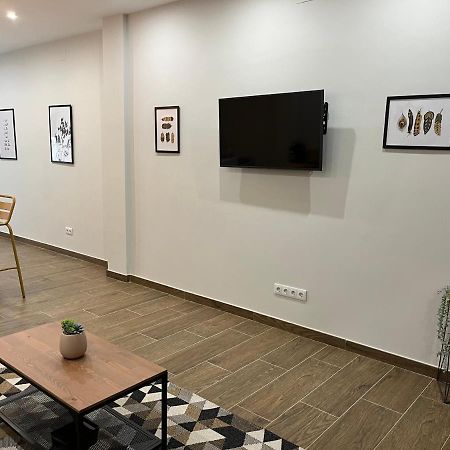 Acogedor Apartamento En La Buhaira セビリア エクステリア 写真