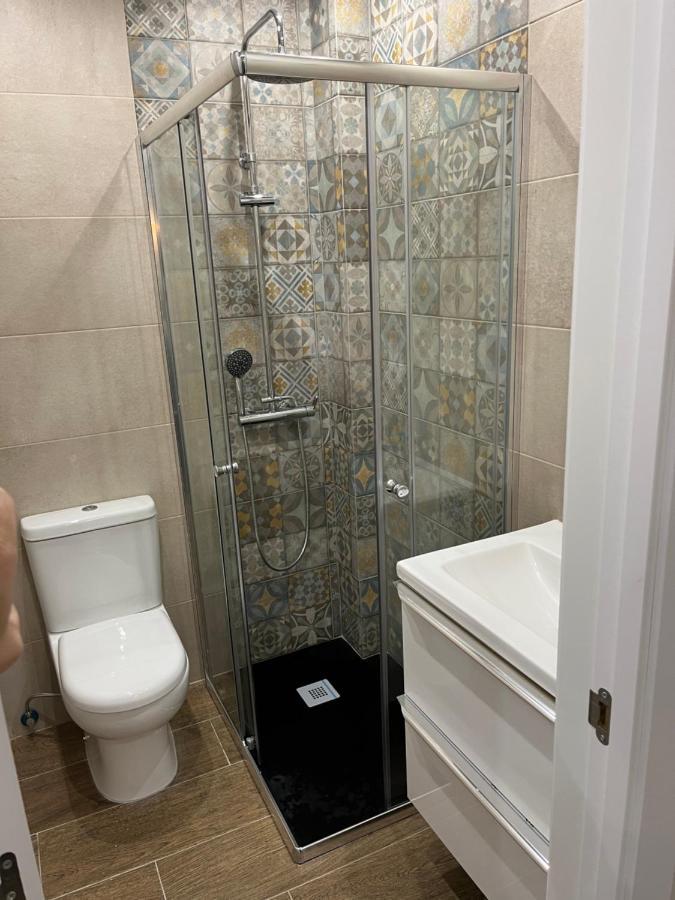 Acogedor Apartamento En La Buhaira セビリア エクステリア 写真